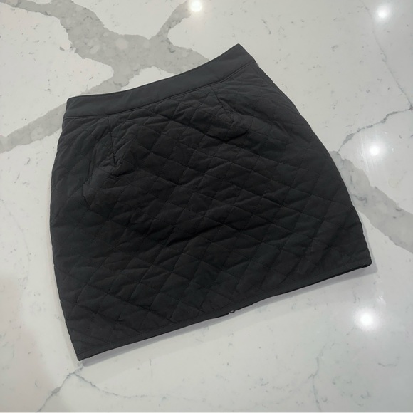 Athleta Apres Ski Quilted Skirt - Picture 3 of 6